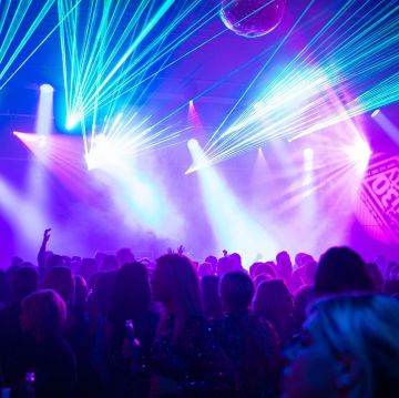 Tickets für "Lucky's Ü30 PARTY am 02.12.2023 - Karten kaufen
